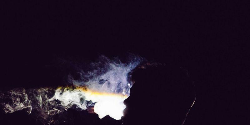 从Digital Nomad到独立品牌：自由职业者的差异化定位与波西米亚式成功法则