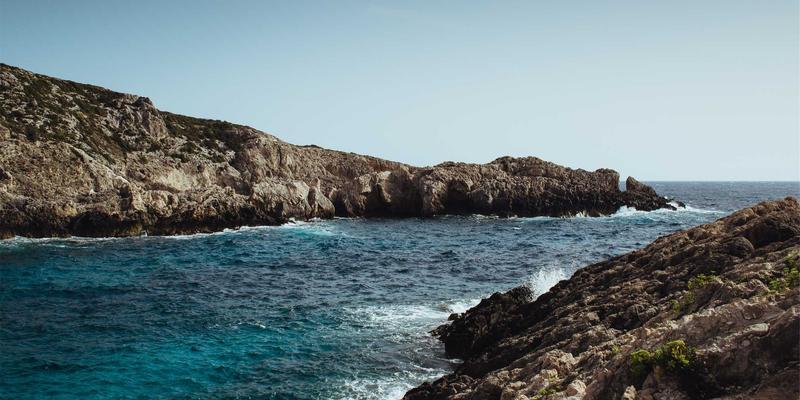 从零到一：独立承包商如何通过社交媒体与内容营销获取远程工作机会