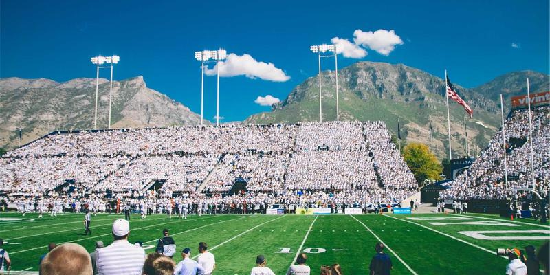 自由职业者合同模板详解：数字游民与远程工作者的关键条款与避坑指南